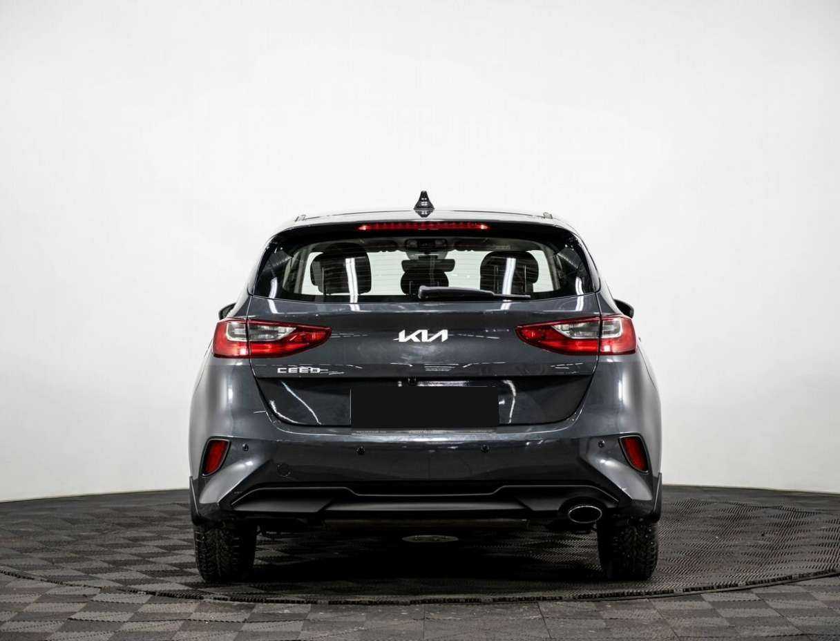 Kia Ceed с пробегом — 2022 год. Фото: #4