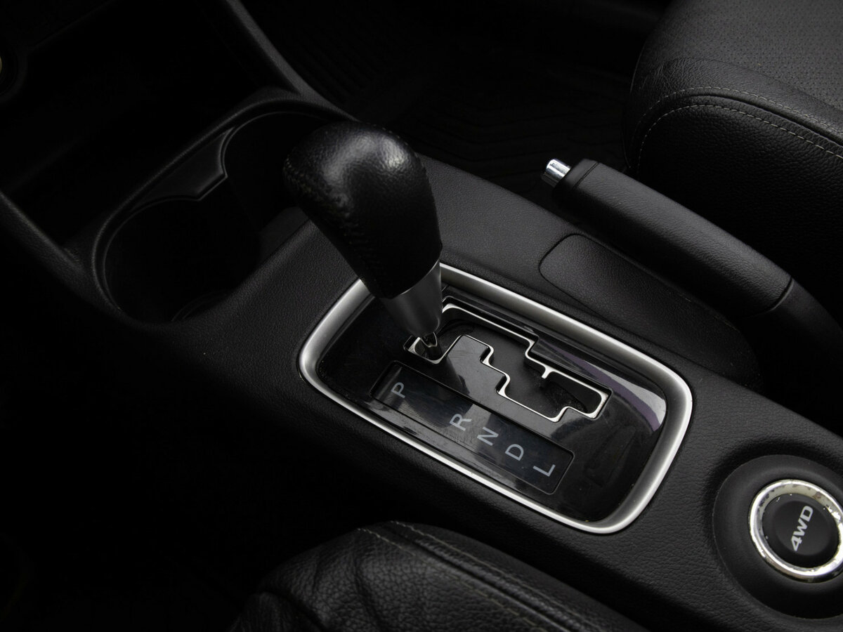 Mitsubishi Outlander с пробегом — 2016 год. Фото: #8