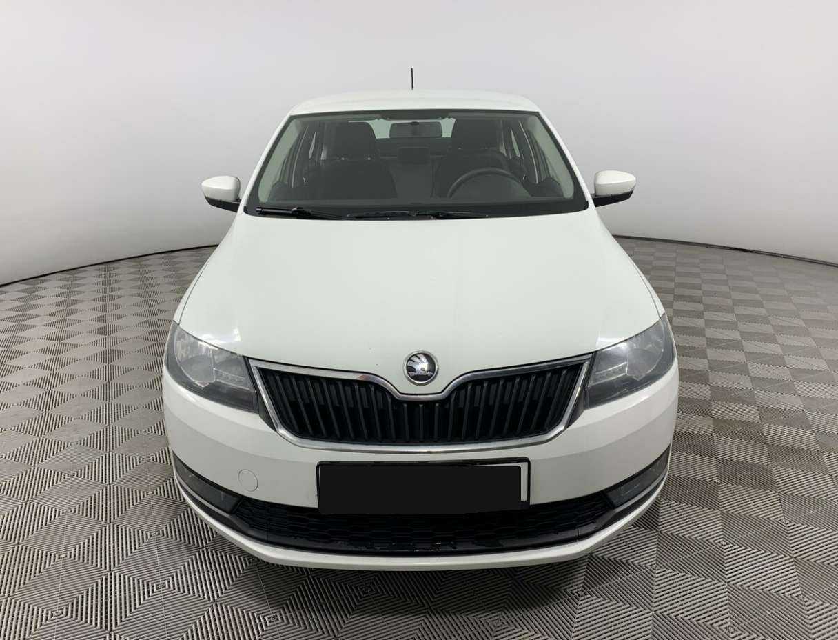Skoda Rapid с пробегом — 2019 год. Фото: #1