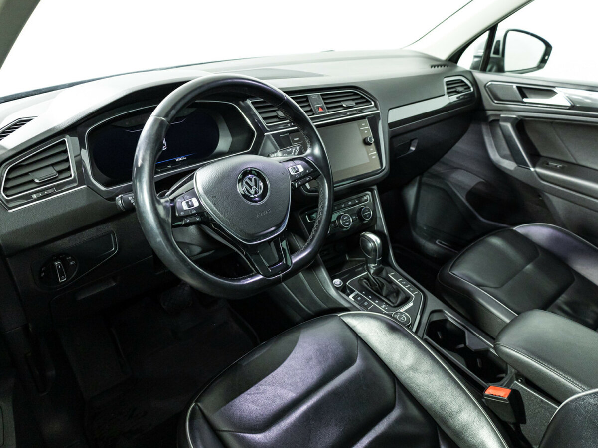 Volkswagen Tiguan с пробегом — 2018 год. Фото: #10