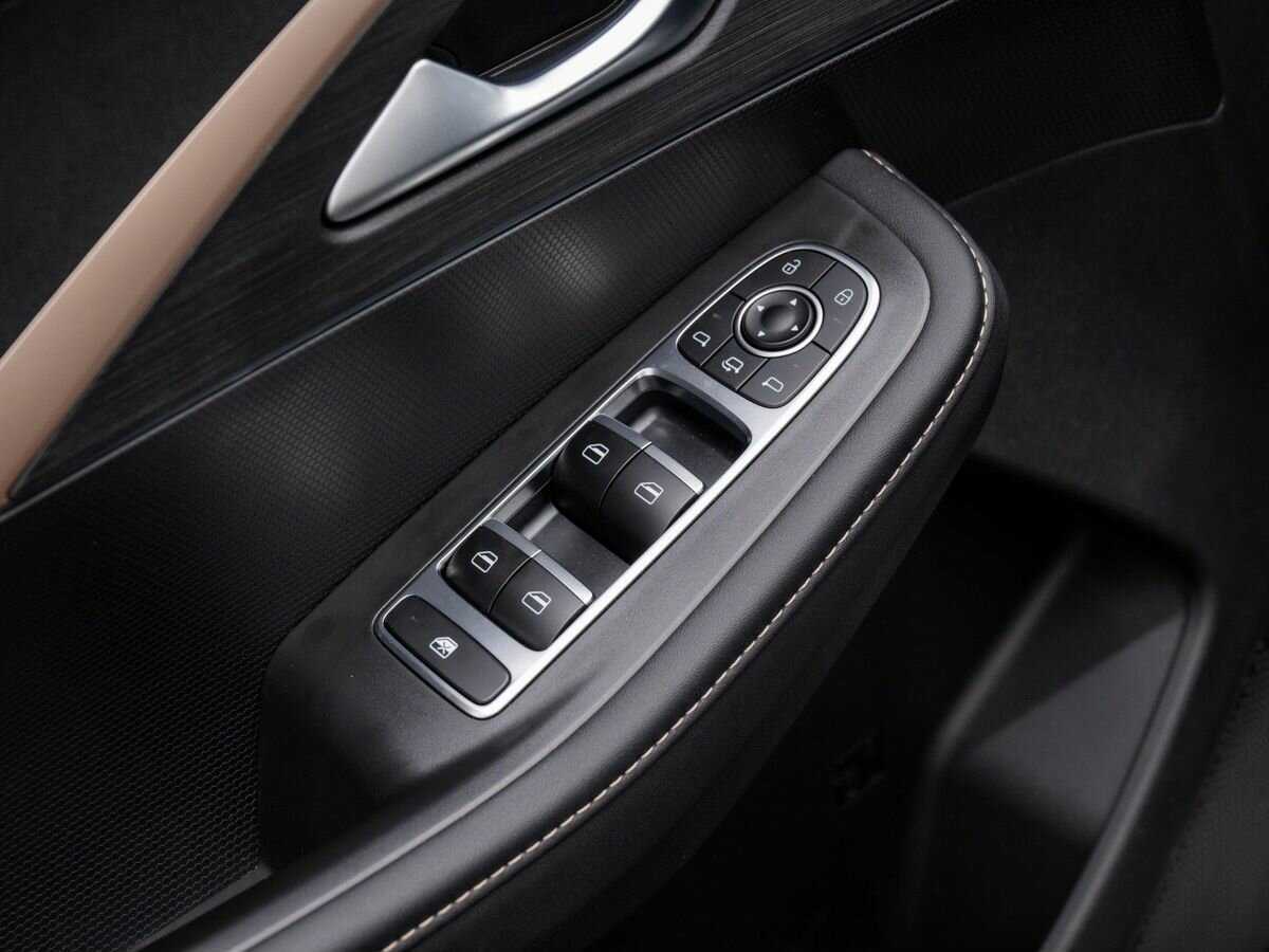 OMODA C5 с пробегом — 2023 год. Фото: #13