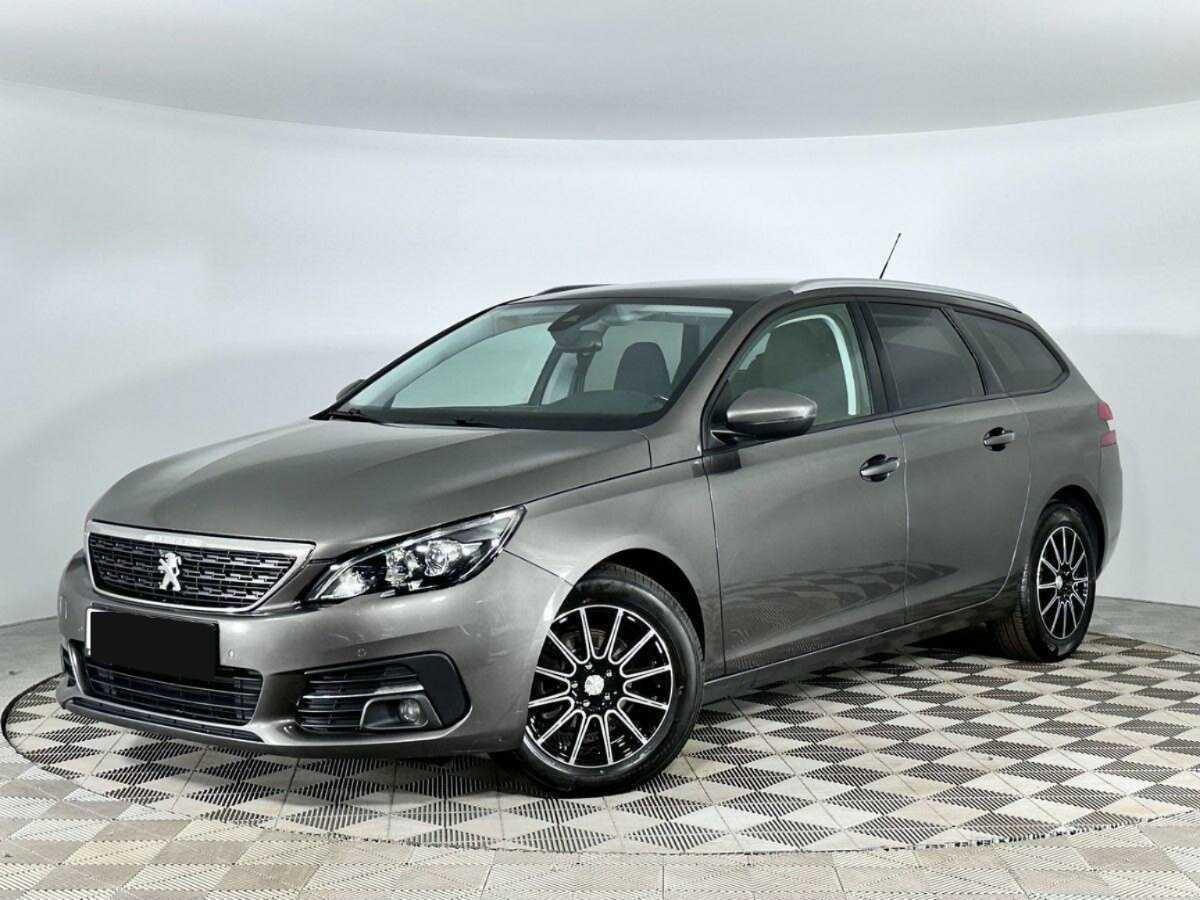 Peugeot 308 с пробегом — 2018 год. Посмотреть фото