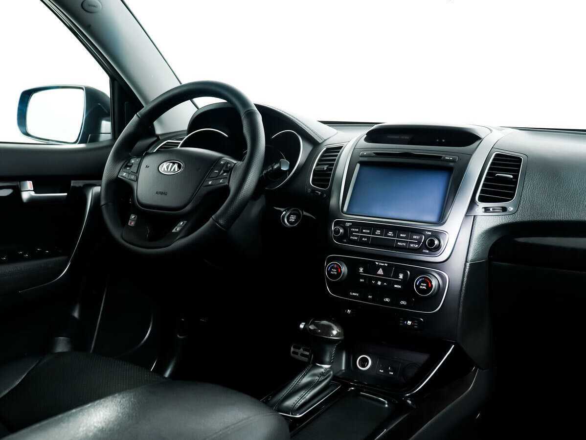 Kia Sorento с пробегом — 2014 год. Фото: #8