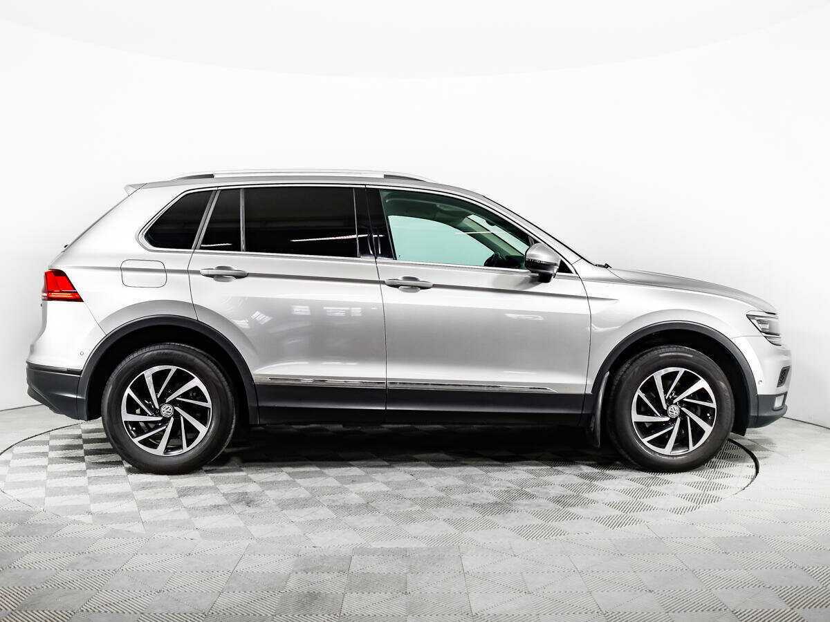 Volkswagen Tiguan с пробегом — 2018 год. Фото: #4