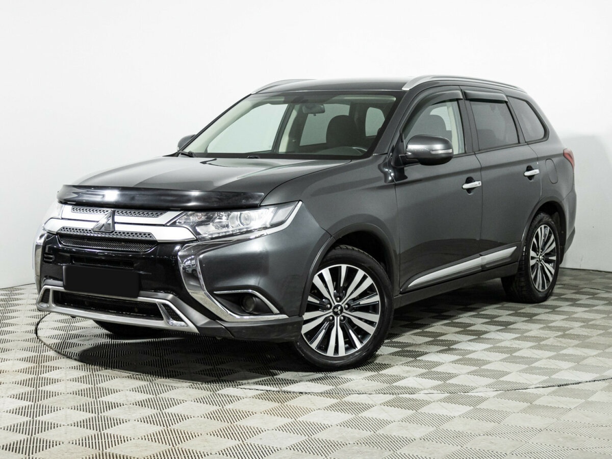 Mitsubishi Outlander с пробегом — 2020 год. Фото: #0