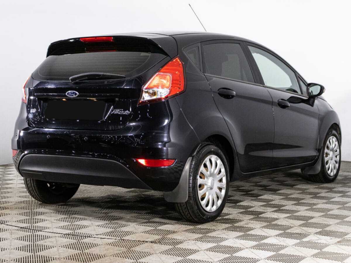 Ford Fiesta с пробегом — 2016 год. Фото: #4