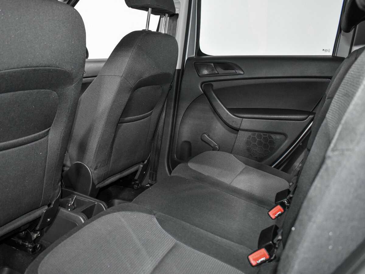 Skoda Yeti с пробегом — 2013 год. Фото: #12