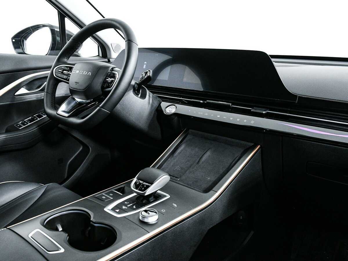 OMODA C5 с пробегом — 2024 год. Фото: #8