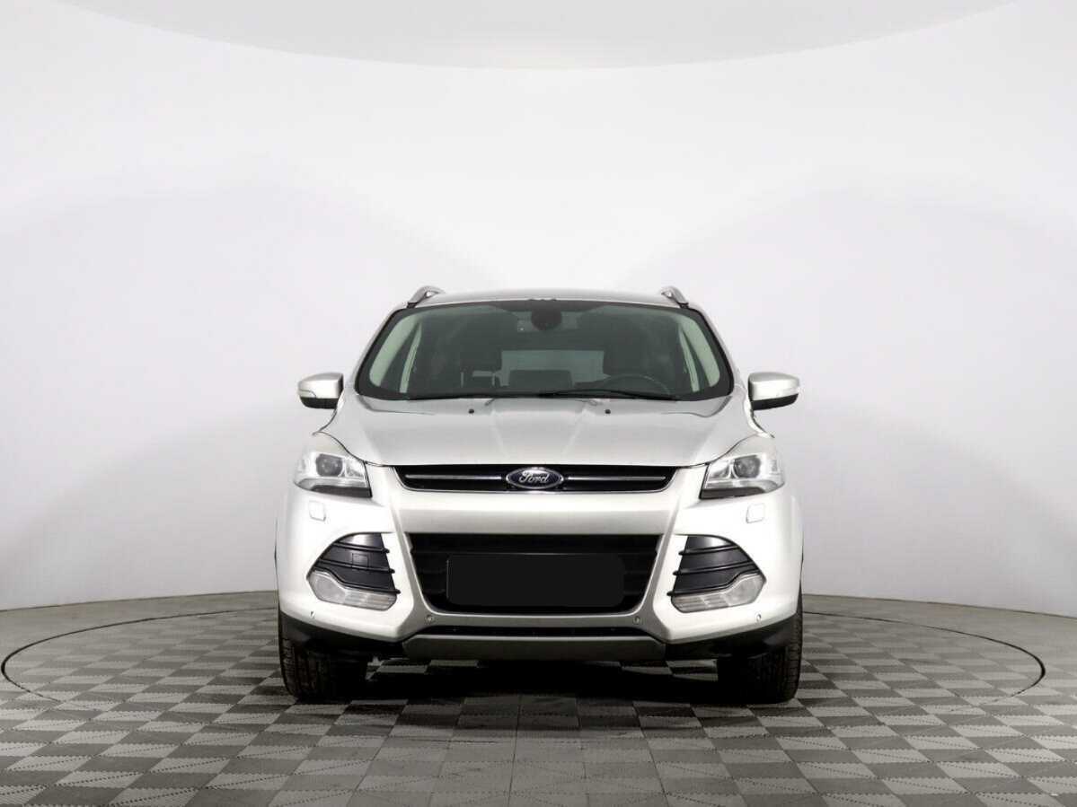 Ford Kuga с пробегом — 2014 год. Фото: #1