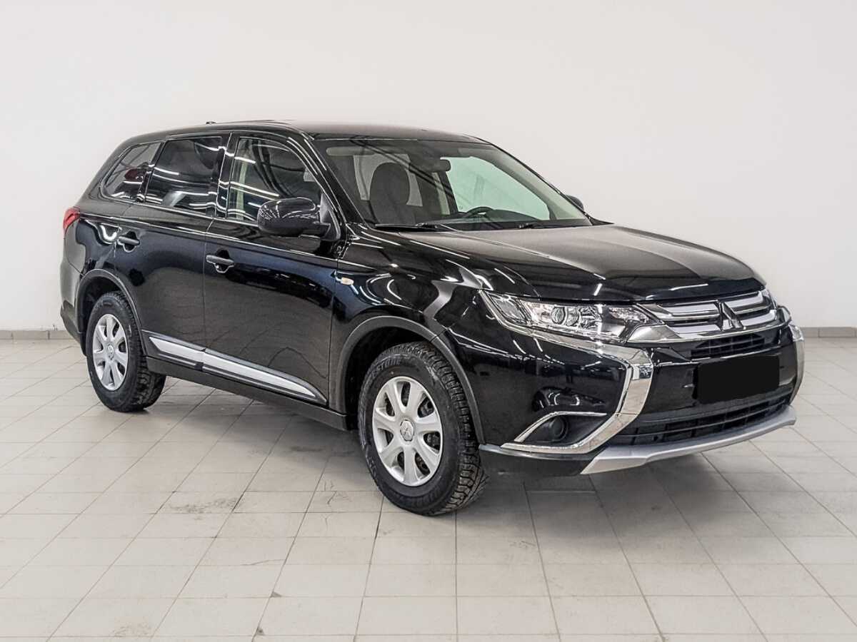 Mitsubishi Outlander с пробегом — 2018 год. Фото: #2