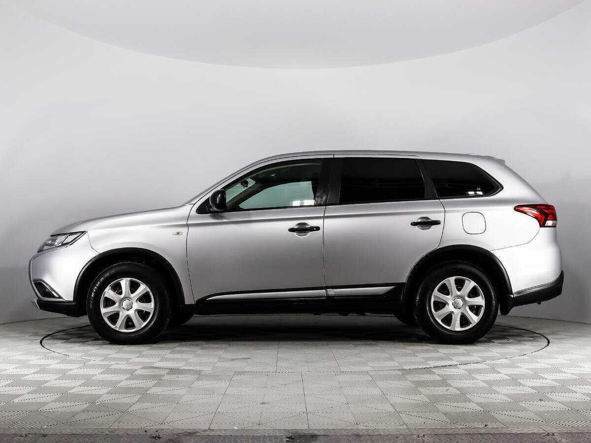 Mitsubishi Outlander с пробегом — 2018 год. Фото: #7
