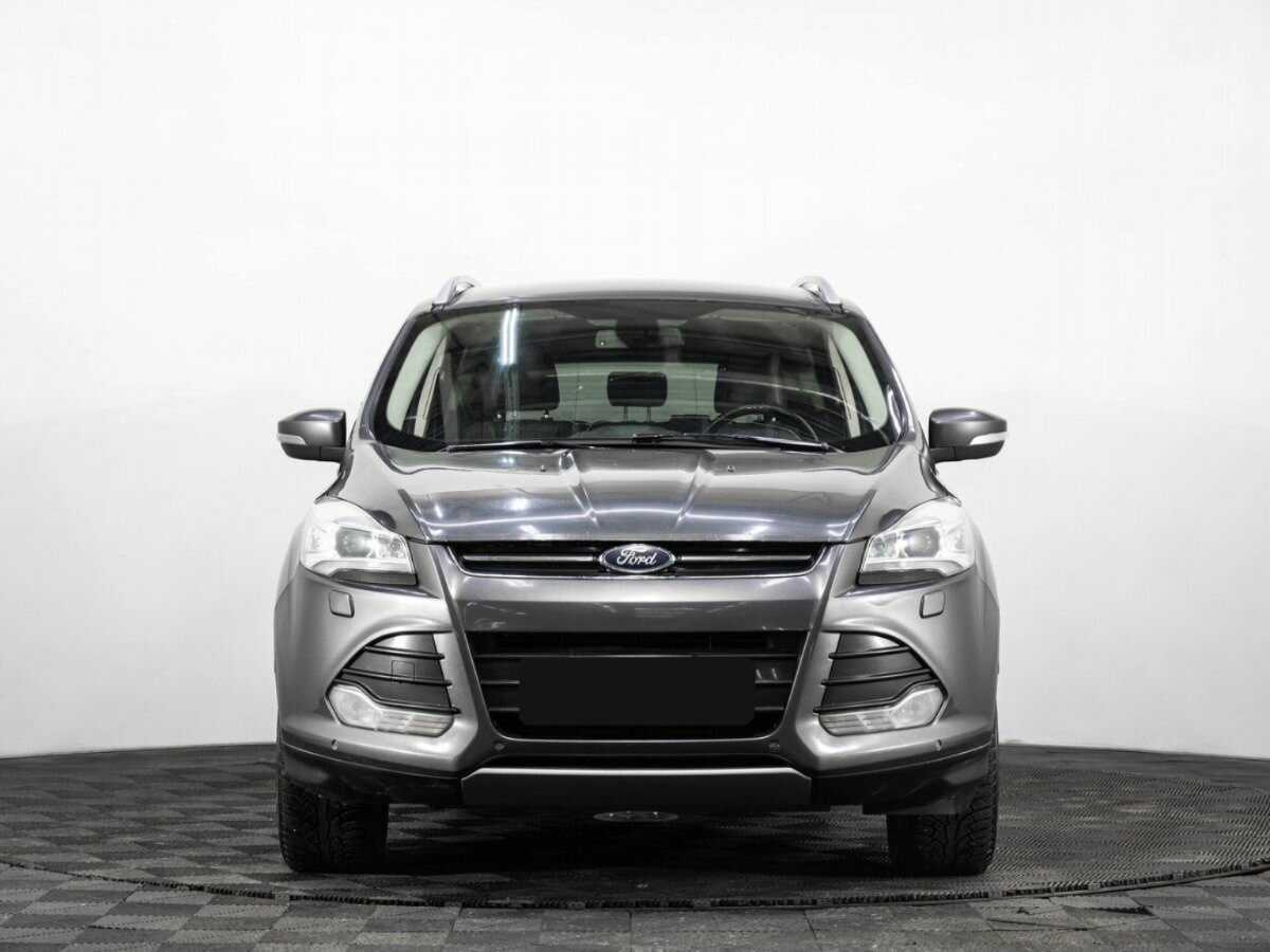 Ford Kuga с пробегом — 2015 год. Фото: #1