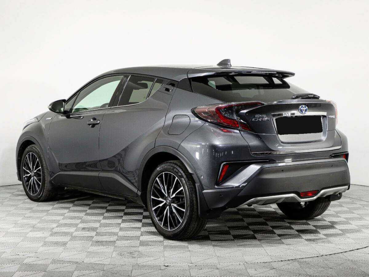 Toyota C-HR с пробегом — 2018 год. Фото: #6