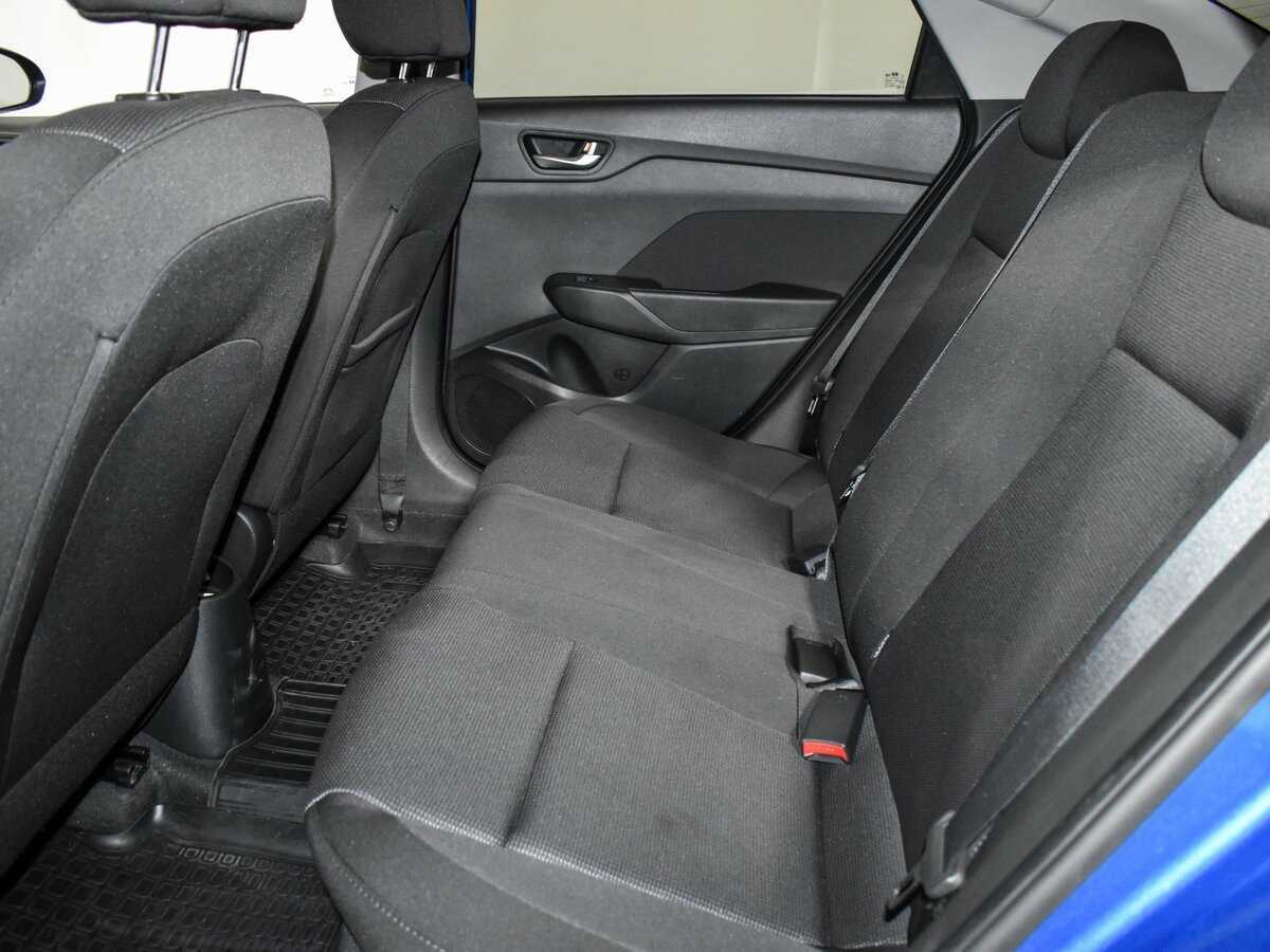 Hyundai Solaris с пробегом — 2019 год. Фото: #9