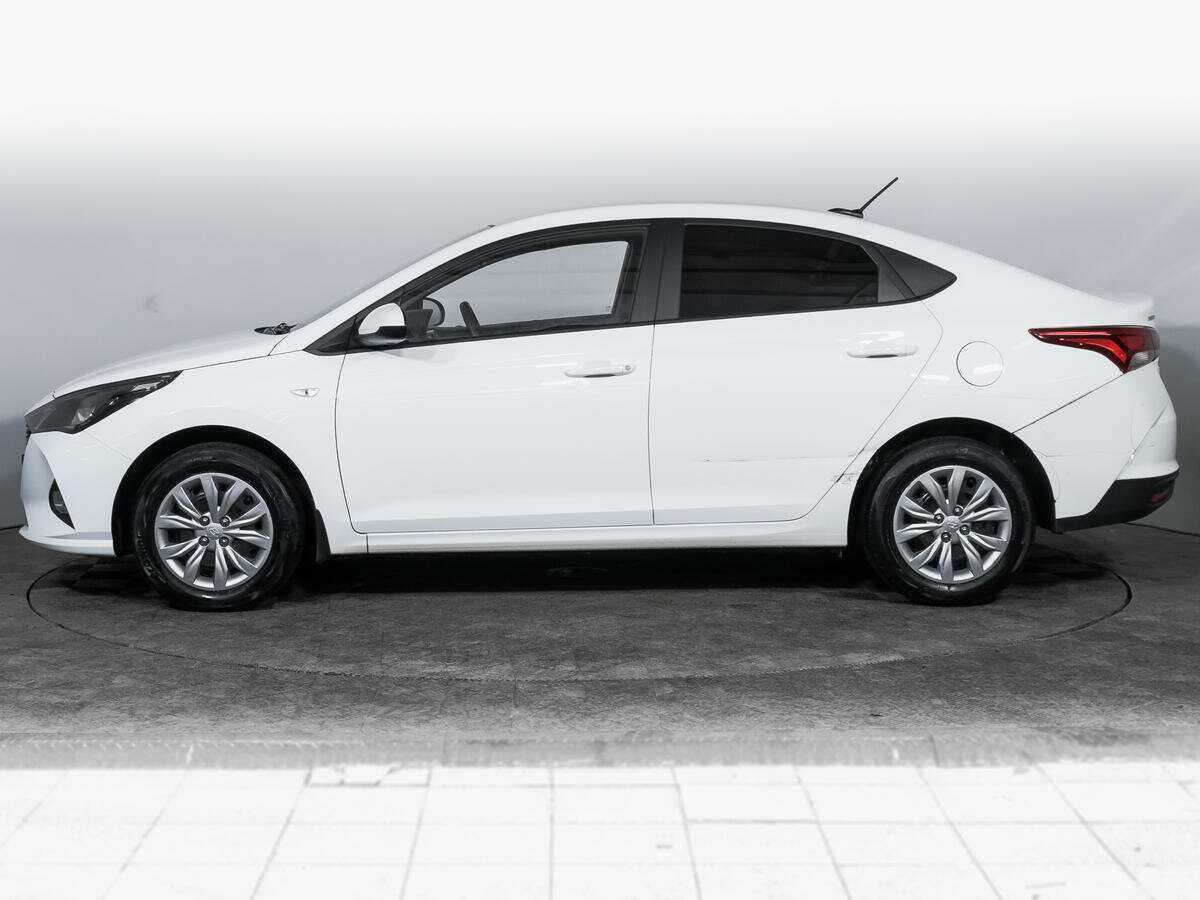 Hyundai Solaris с пробегом — 2020 год. Фото: #7