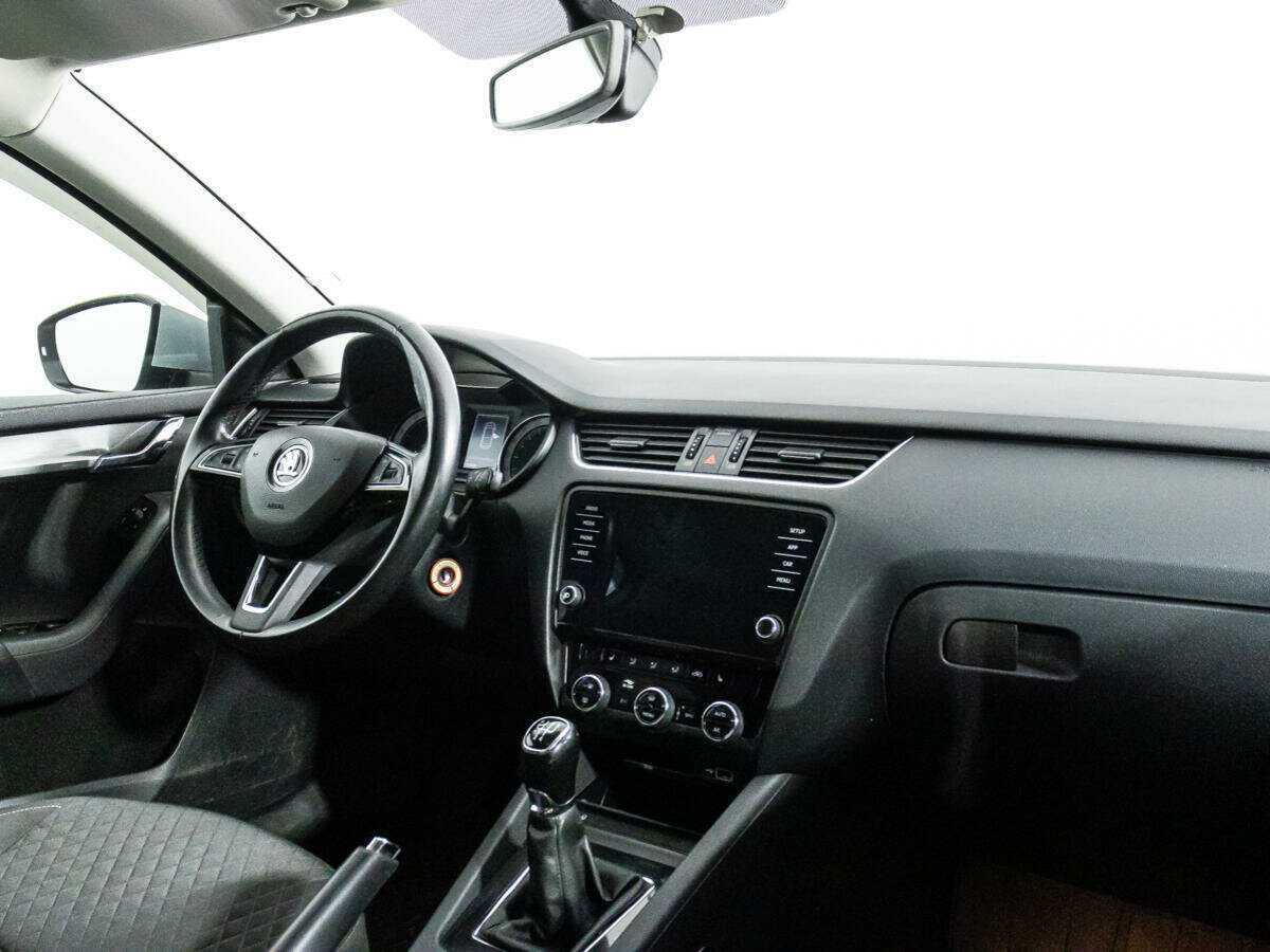 Skoda Octavia с пробегом — 2018 год. Фото: #8