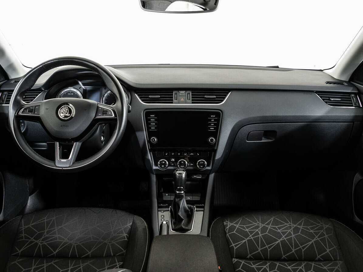 Skoda Octavia с пробегом — 2019 год. Фото: #8