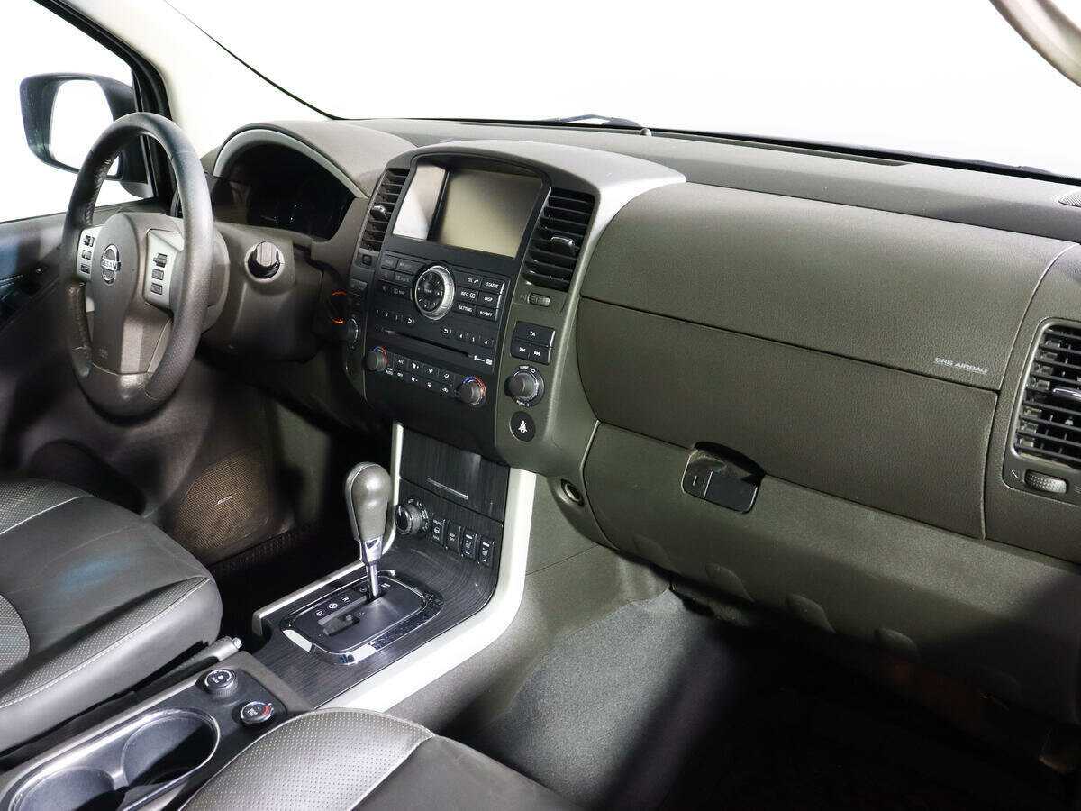 Nissan Pathfinder с пробегом — 2013 год. Фото: #6