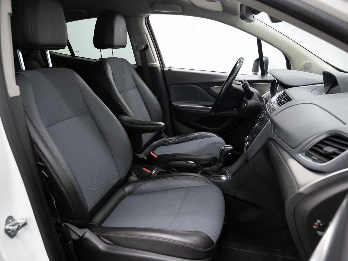 Opel Mokka с пробегом — 2014 год. Фото: #11