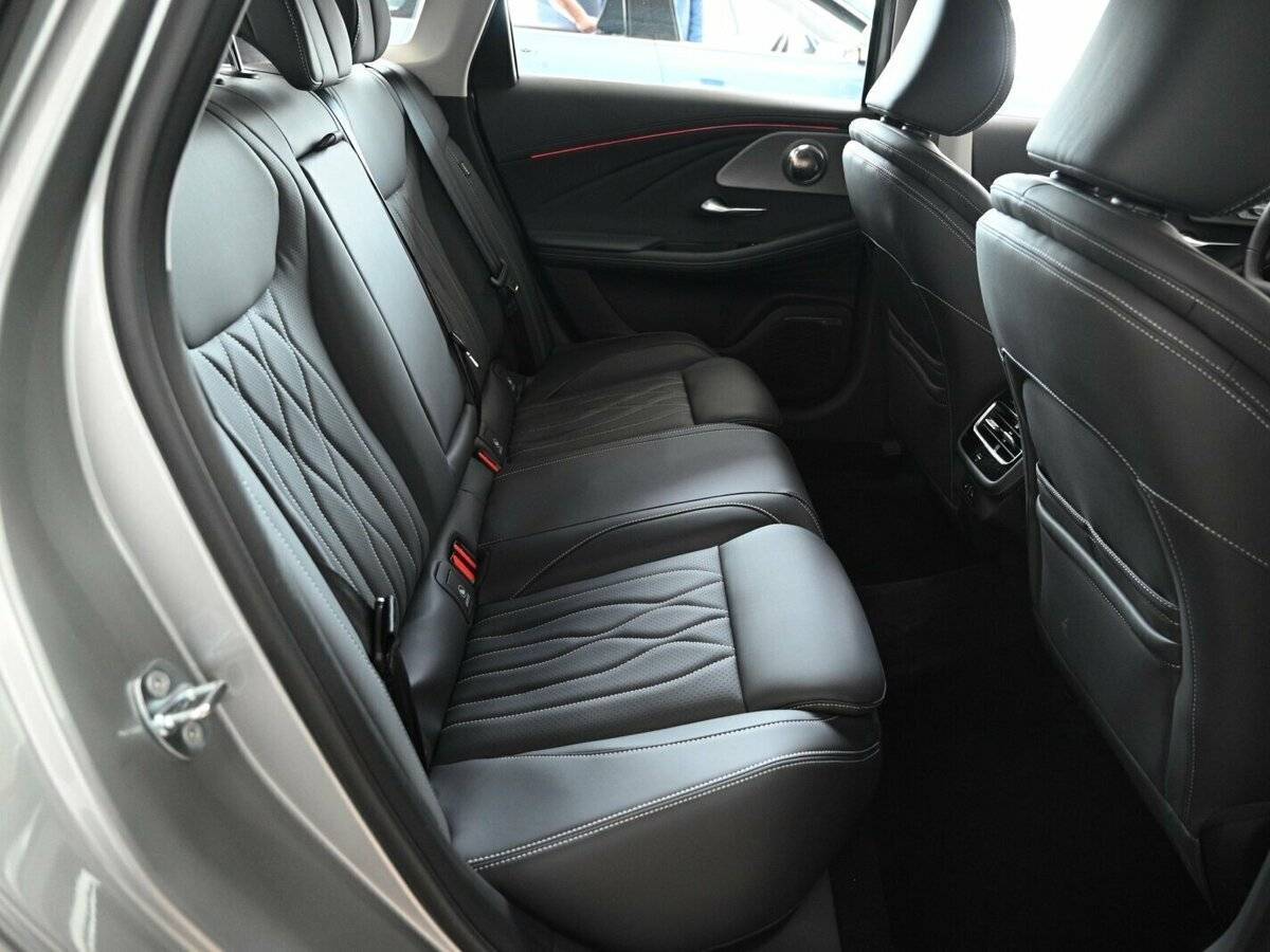 Chery Arrizo 8 с пробегом — 2024 год. Фото: #7