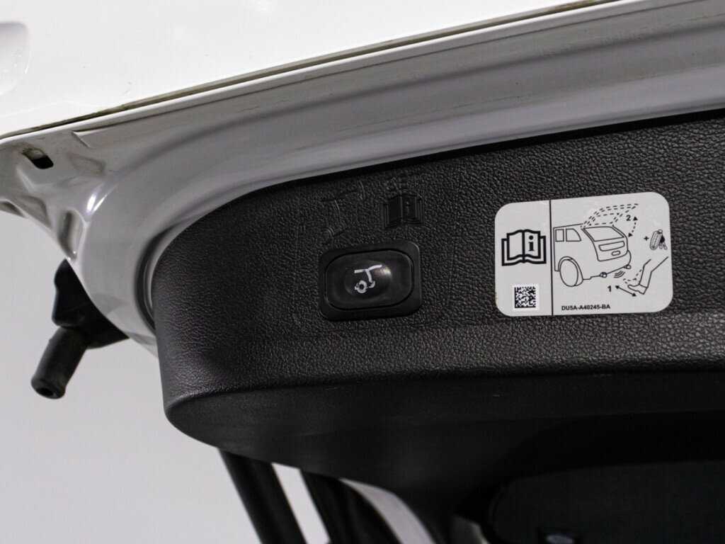 Ford Kuga с пробегом — 2019 год. Фото: #15