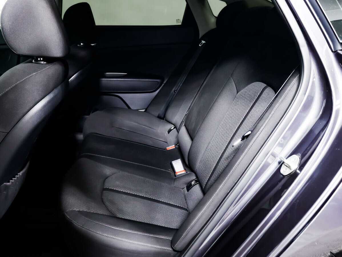 Kia Optima с пробегом — 2018 год. Фото: #9