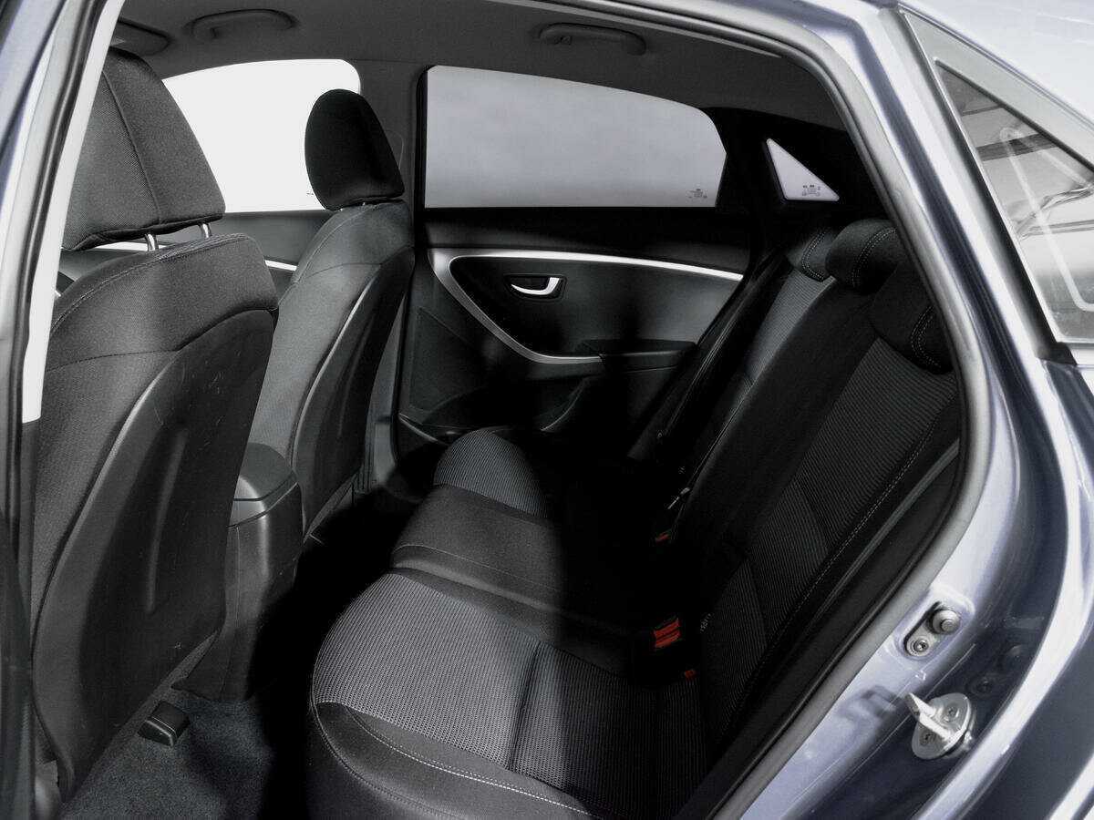 Hyundai i30 с пробегом — 2014 год. Фото: #9