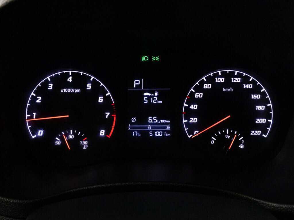 Hyundai Solaris с пробегом — 2022 год. Фото: #11