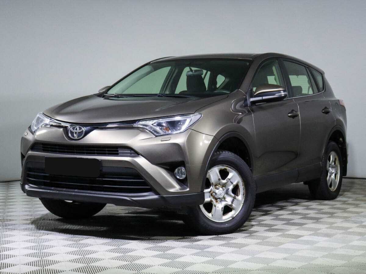 Toyota RAV4 с пробегом — 2016 год. Фото: #0
