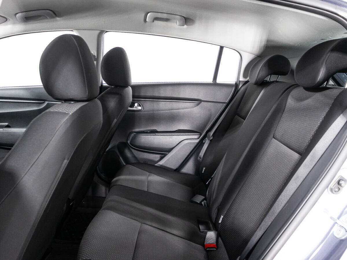 Kia Rio с пробегом — 2021 год. Фото: #9