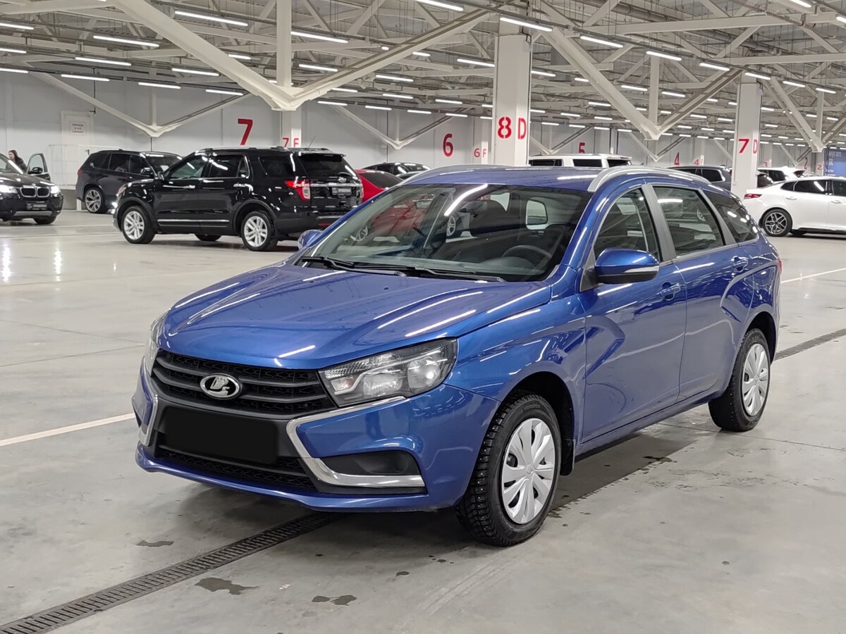 Lada (ВАЗ) Vesta с пробегом — 2022 год. Посмотреть фото