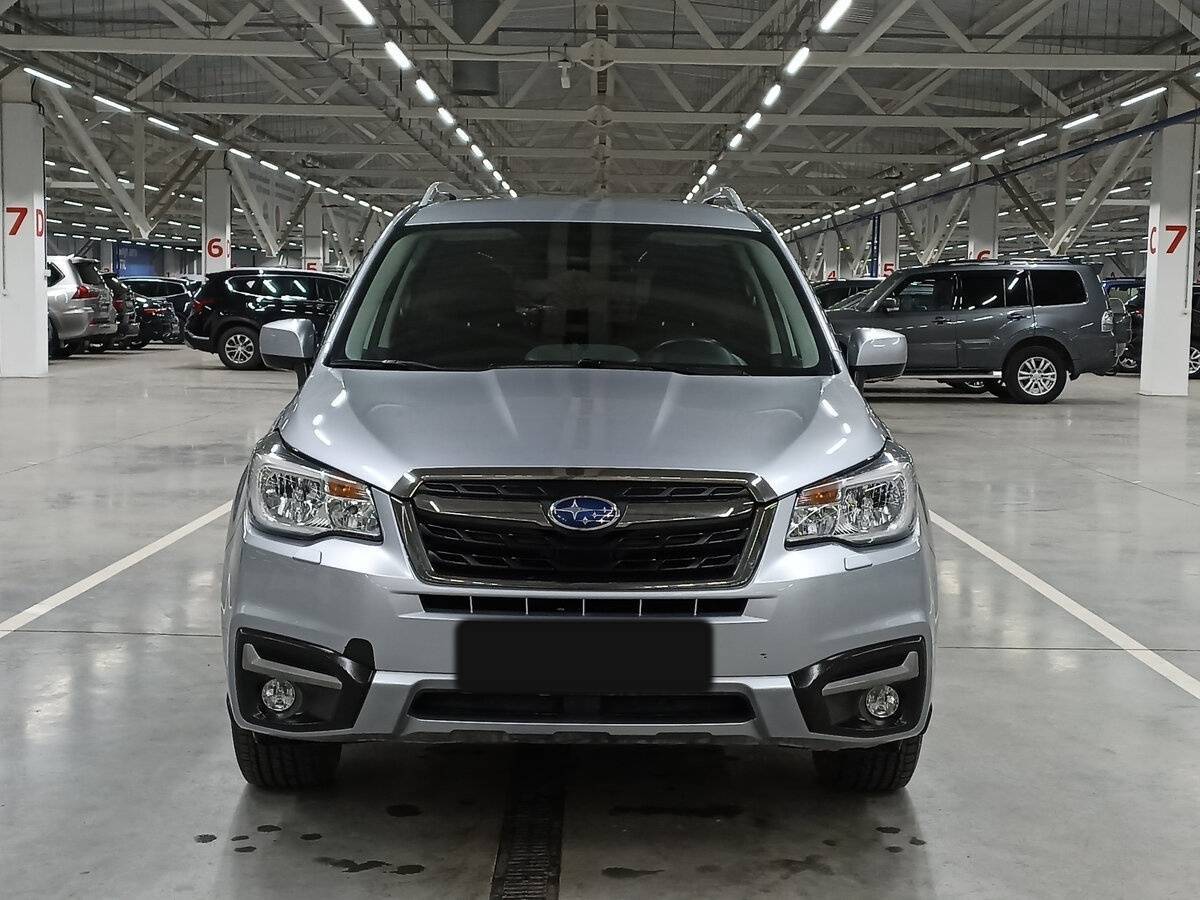Subaru Forester с пробегом — 2017 год. Фото: #1