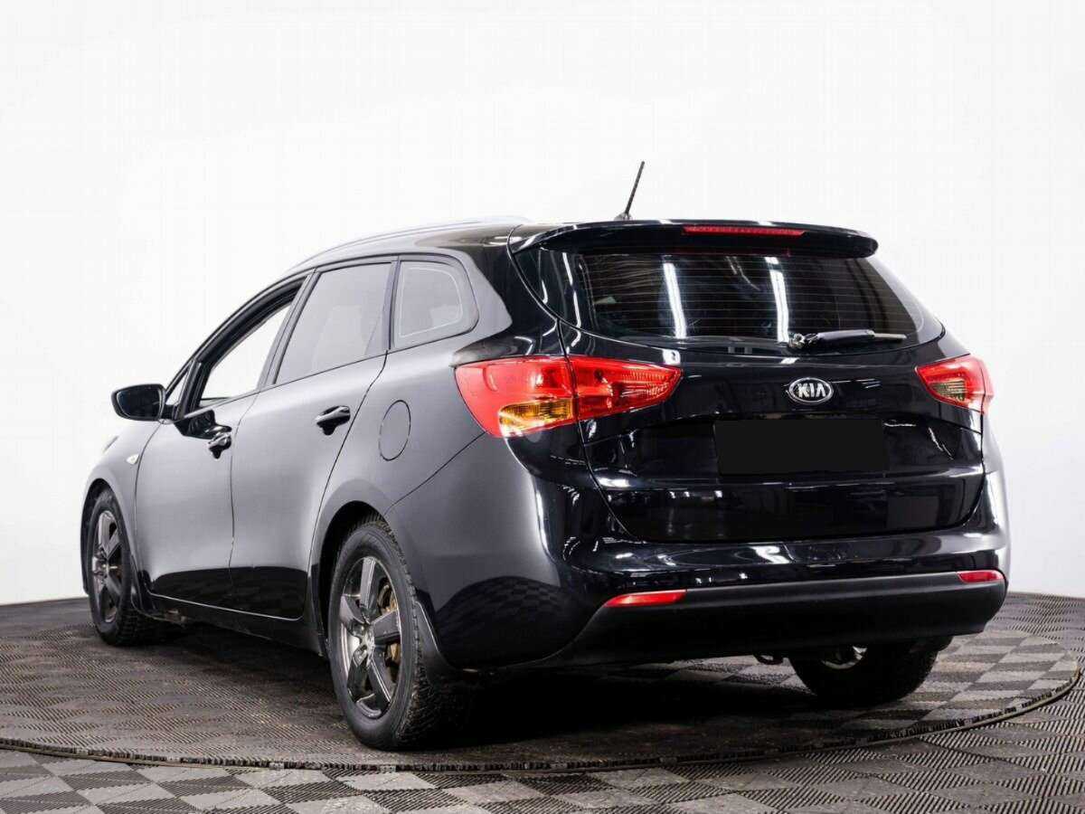 Kia Ceed с пробегом — 2012 год. Фото: #3