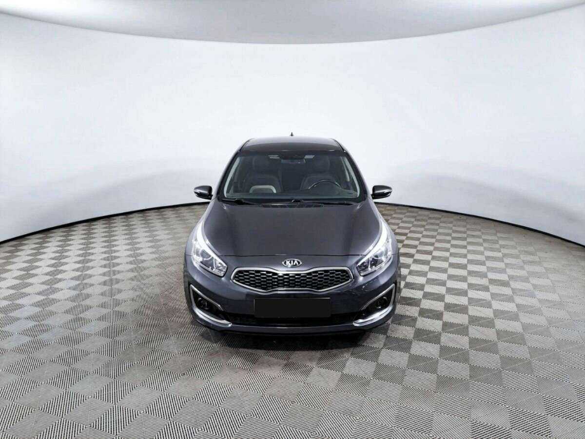 Kia Ceed с пробегом — 2018 год. Фото: #1