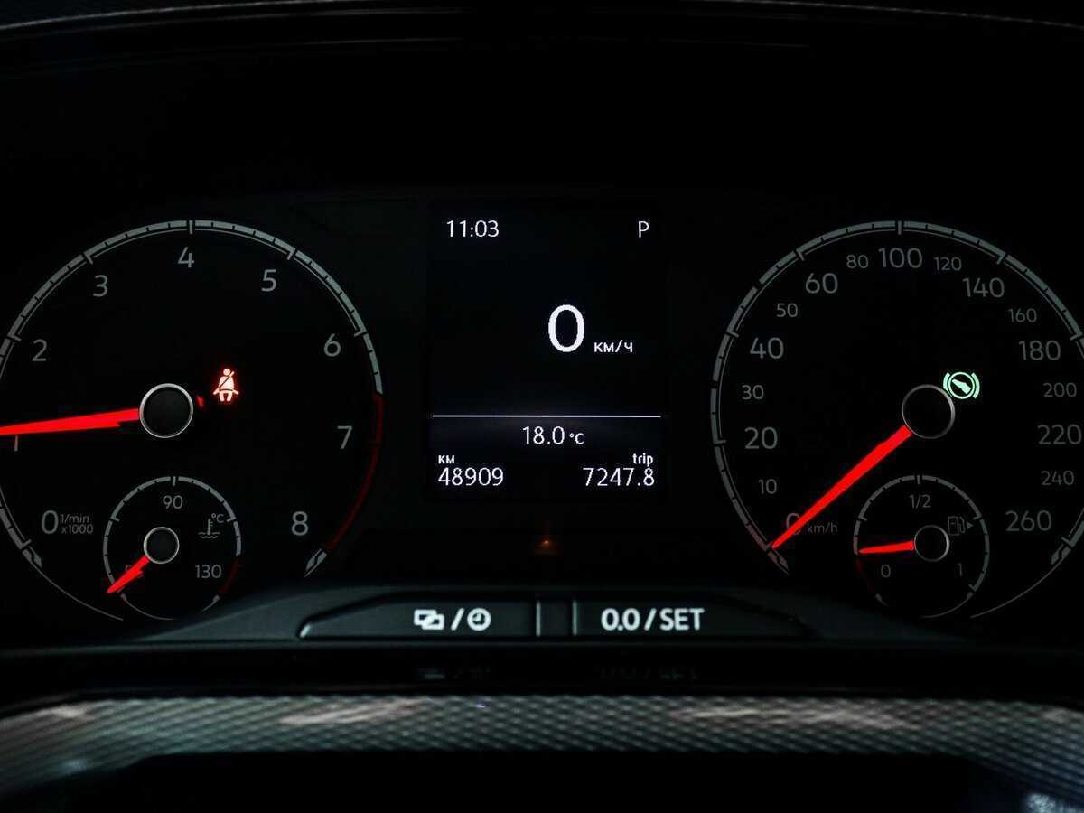 Volkswagen Polo с пробегом — 2021 год. Фото: #7