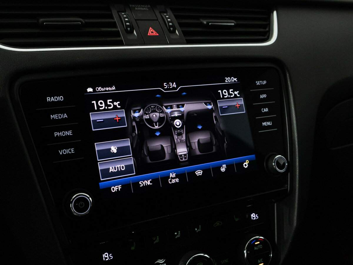 Skoda Octavia с пробегом — 2020 год. Фото: #16