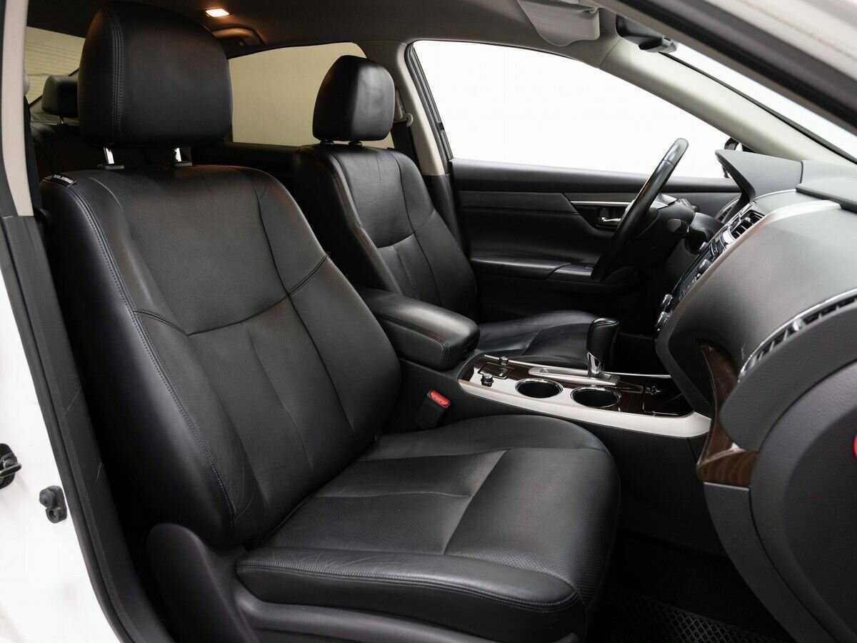 Nissan Teana с пробегом — 2015 год. Фото: #13