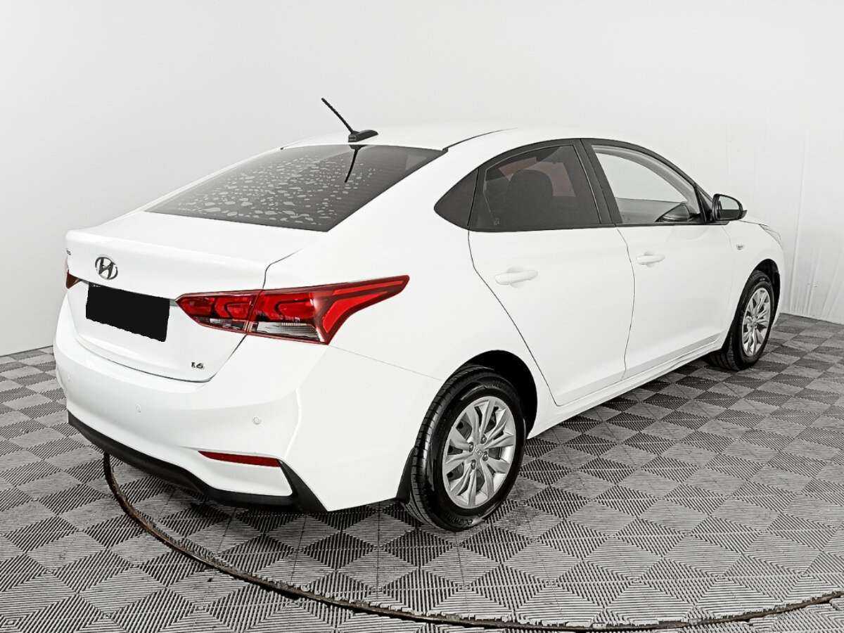 Hyundai Solaris с пробегом — 2017 год. Фото: #4