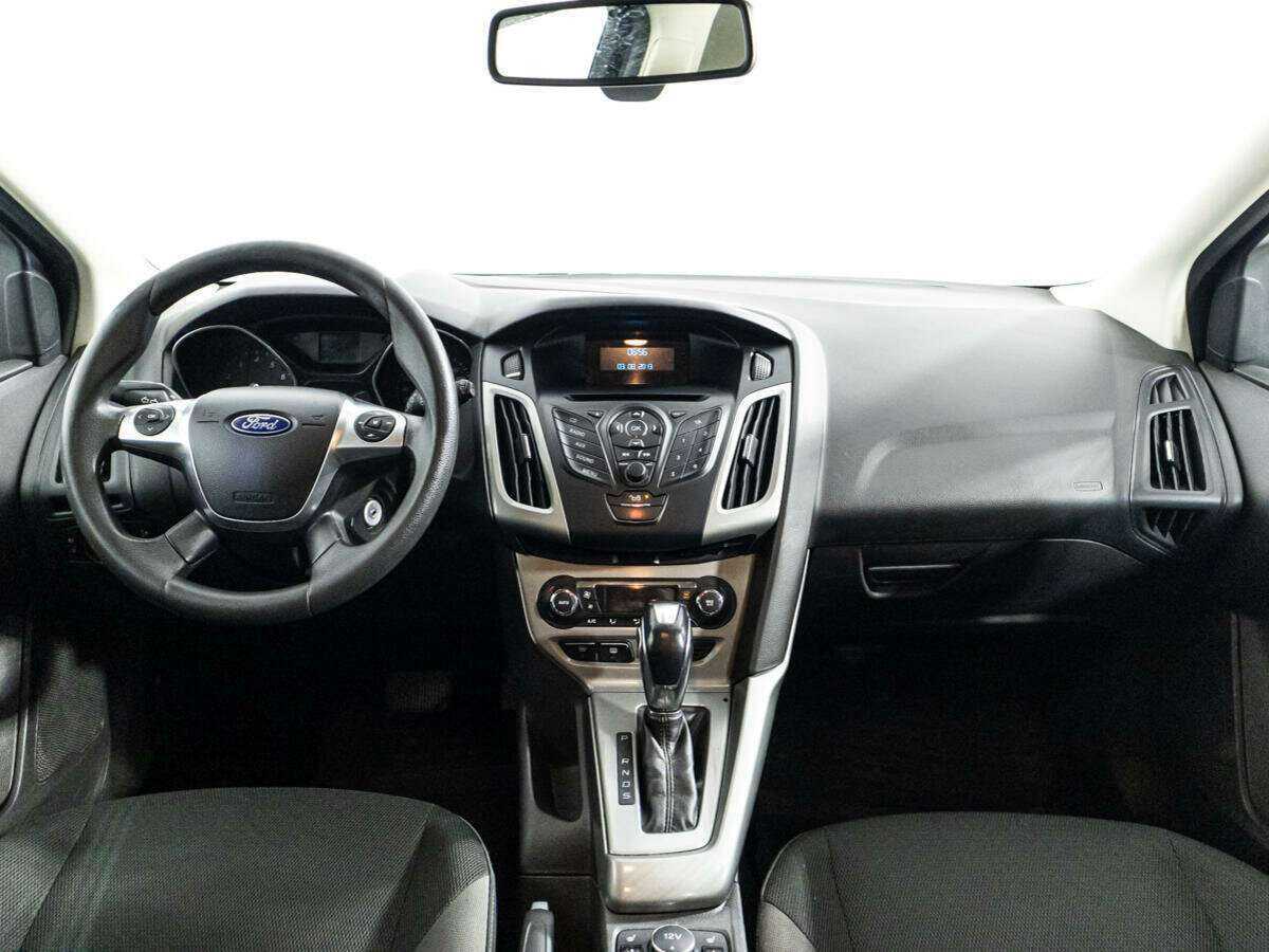 Ford Focus с пробегом — 2013 год. Фото: #12