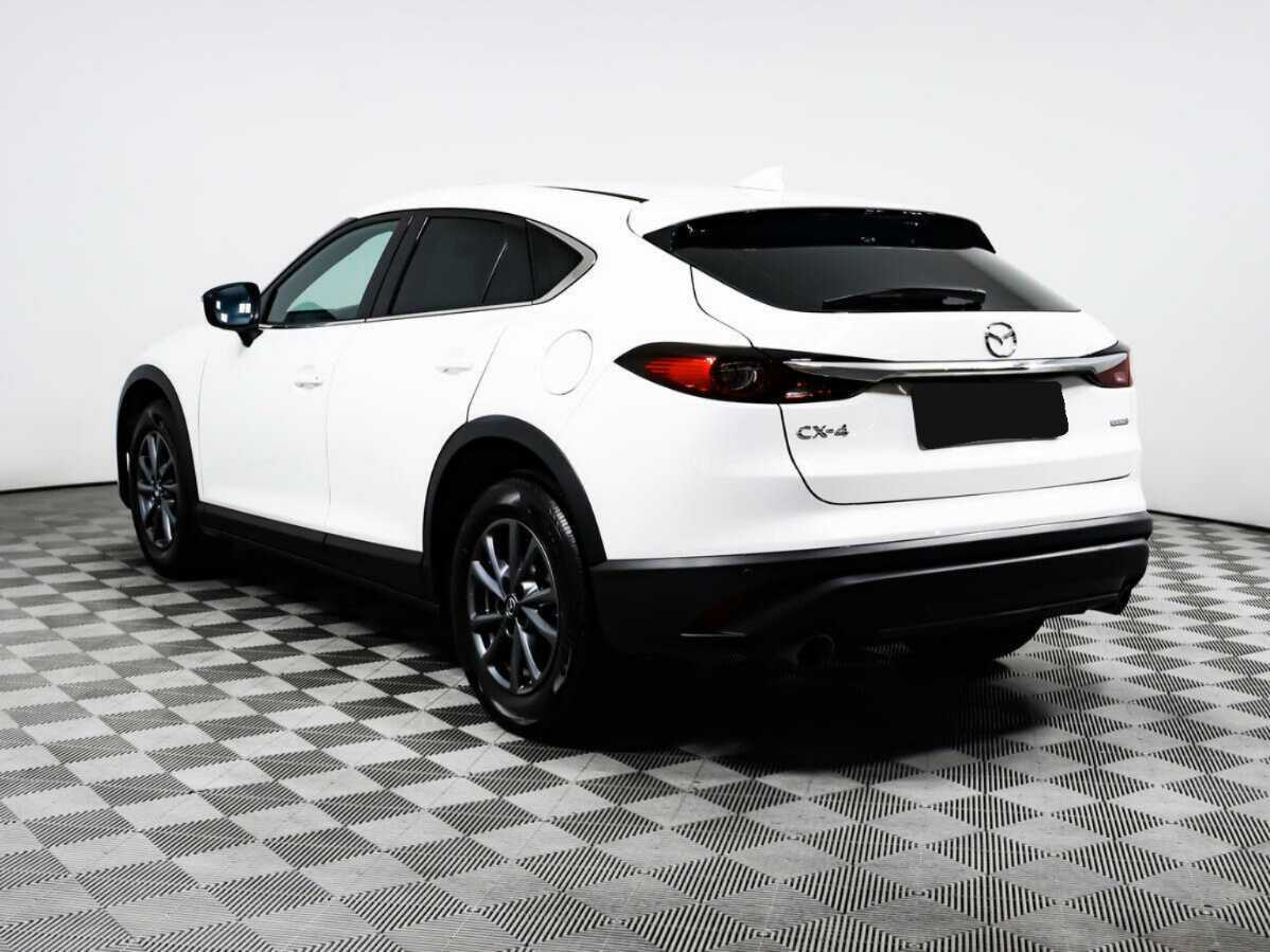 Mazda CX-4 с пробегом — 2022 год. Фото: #6