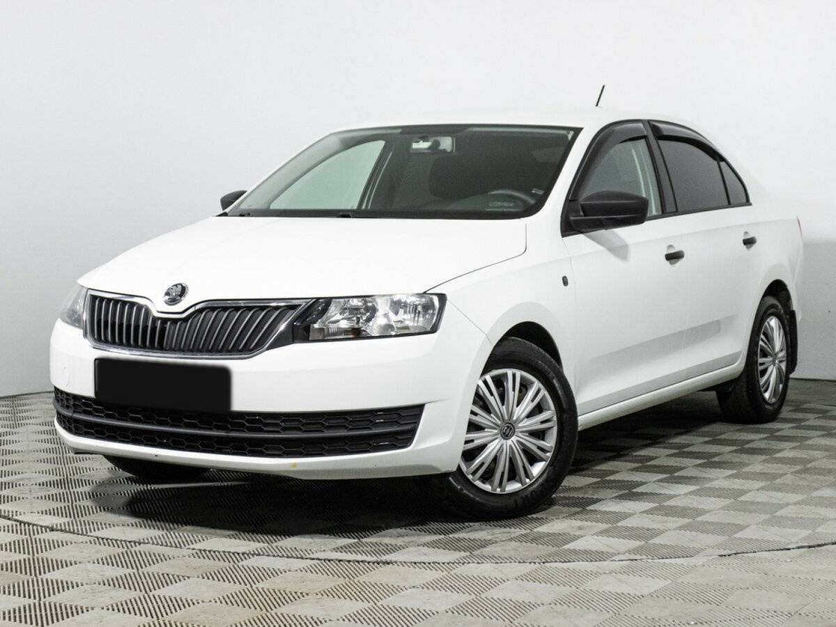 Skoda Rapid с пробегом — 2015 год. Фото: #0