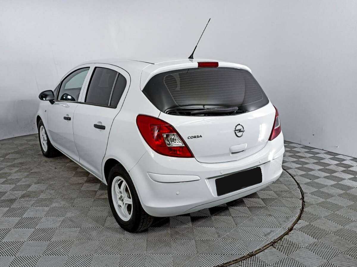 Opel Corsa с пробегом — 2013 год. Фото: #6