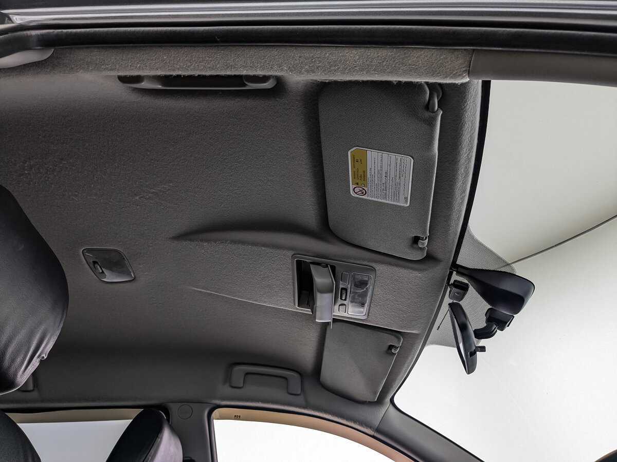 Mitsubishi Pajero Sport с пробегом — 2013 год. Фото: #22