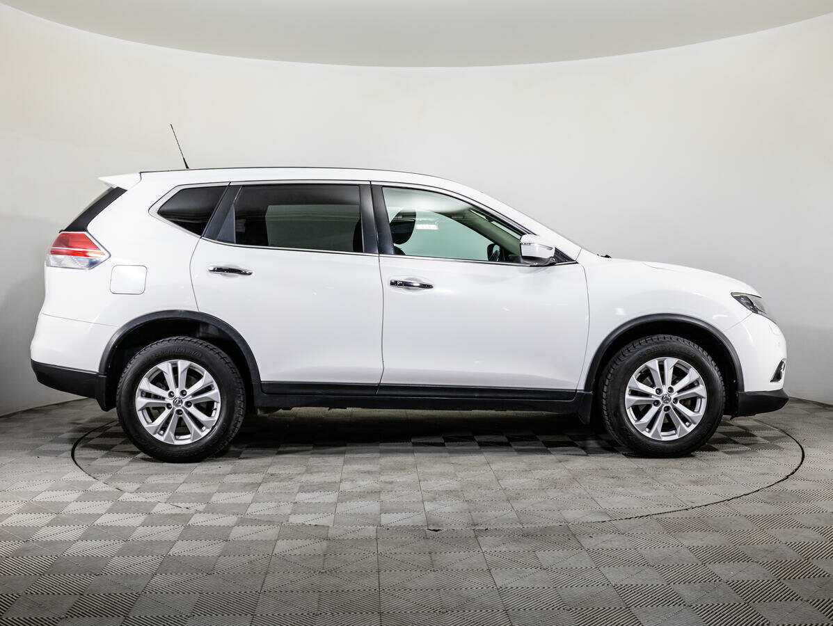 Nissan X-Trail с пробегом — 2015 год. Фото: #3