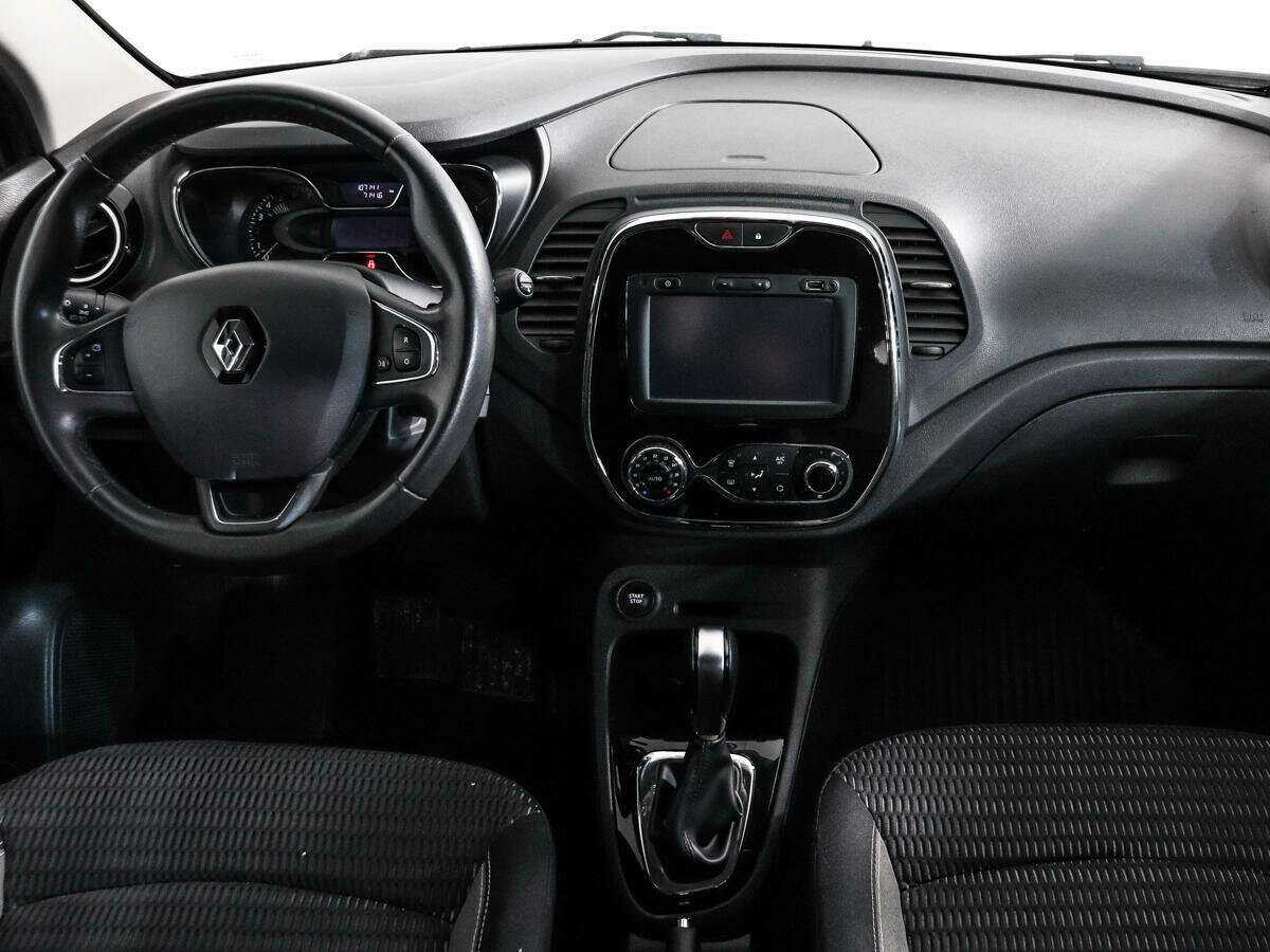 Renault Kaptur с пробегом — 2016 год. Фото: #12