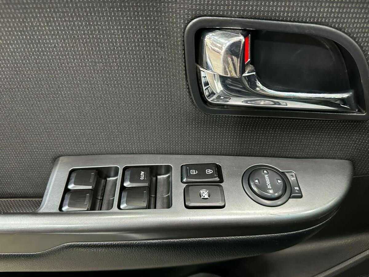 Kia Rio с пробегом — 2014 год. Фото: #14