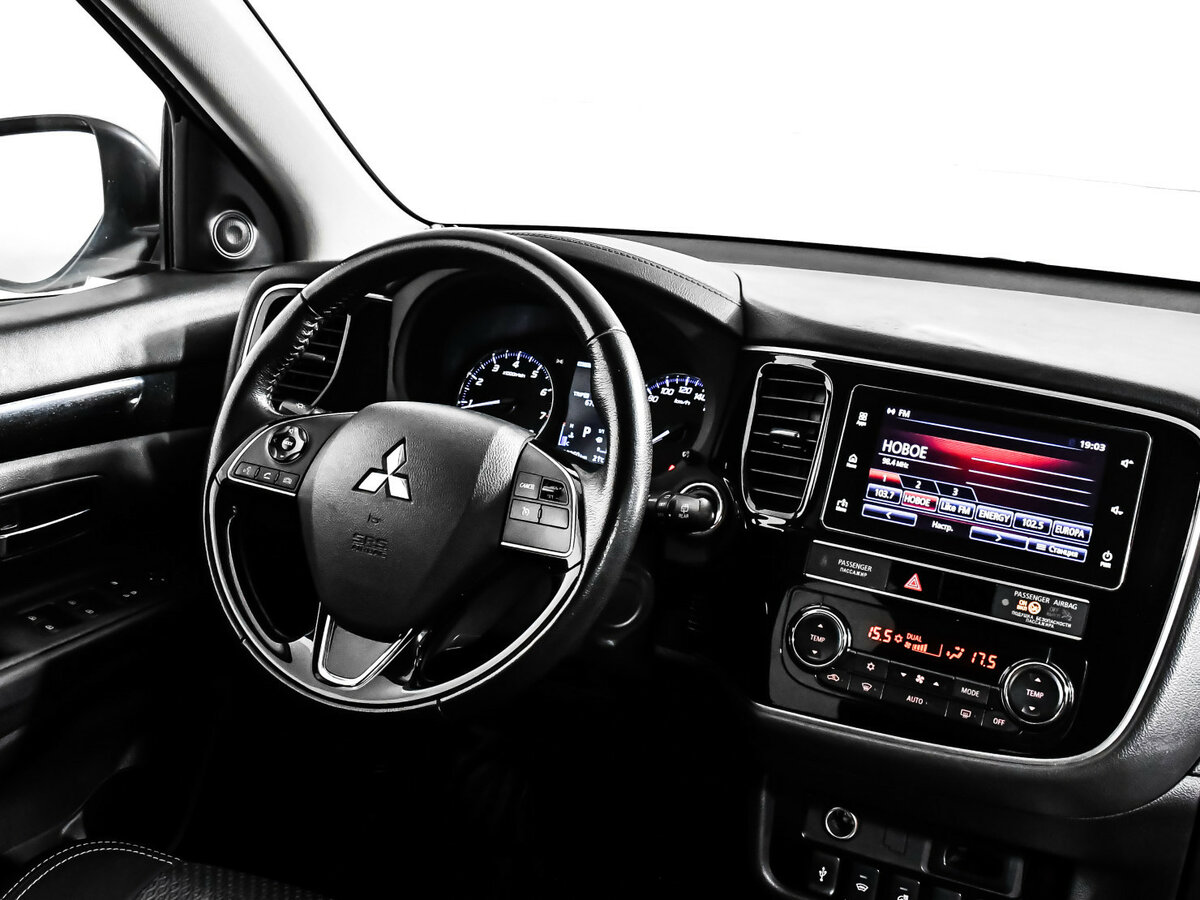 Mitsubishi Outlander с пробегом — 2018 год. Фото: #6