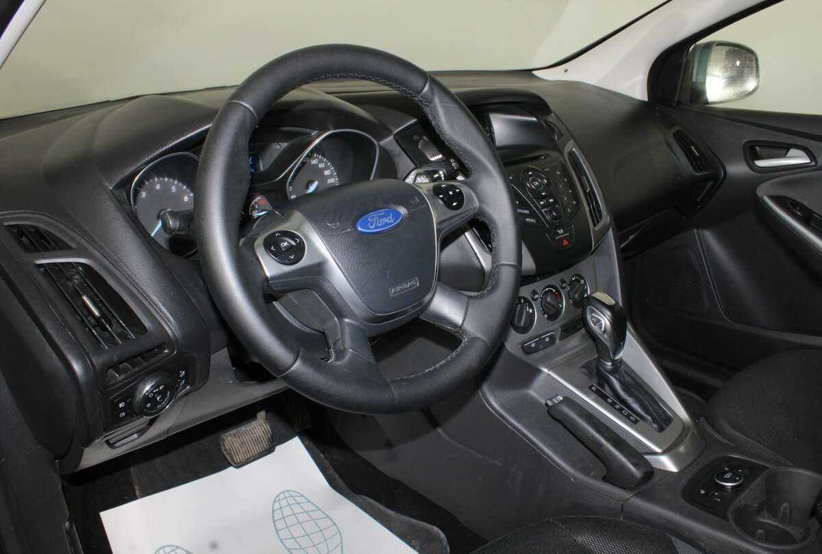 Ford Focus с пробегом — 2014 год. Фото: #12