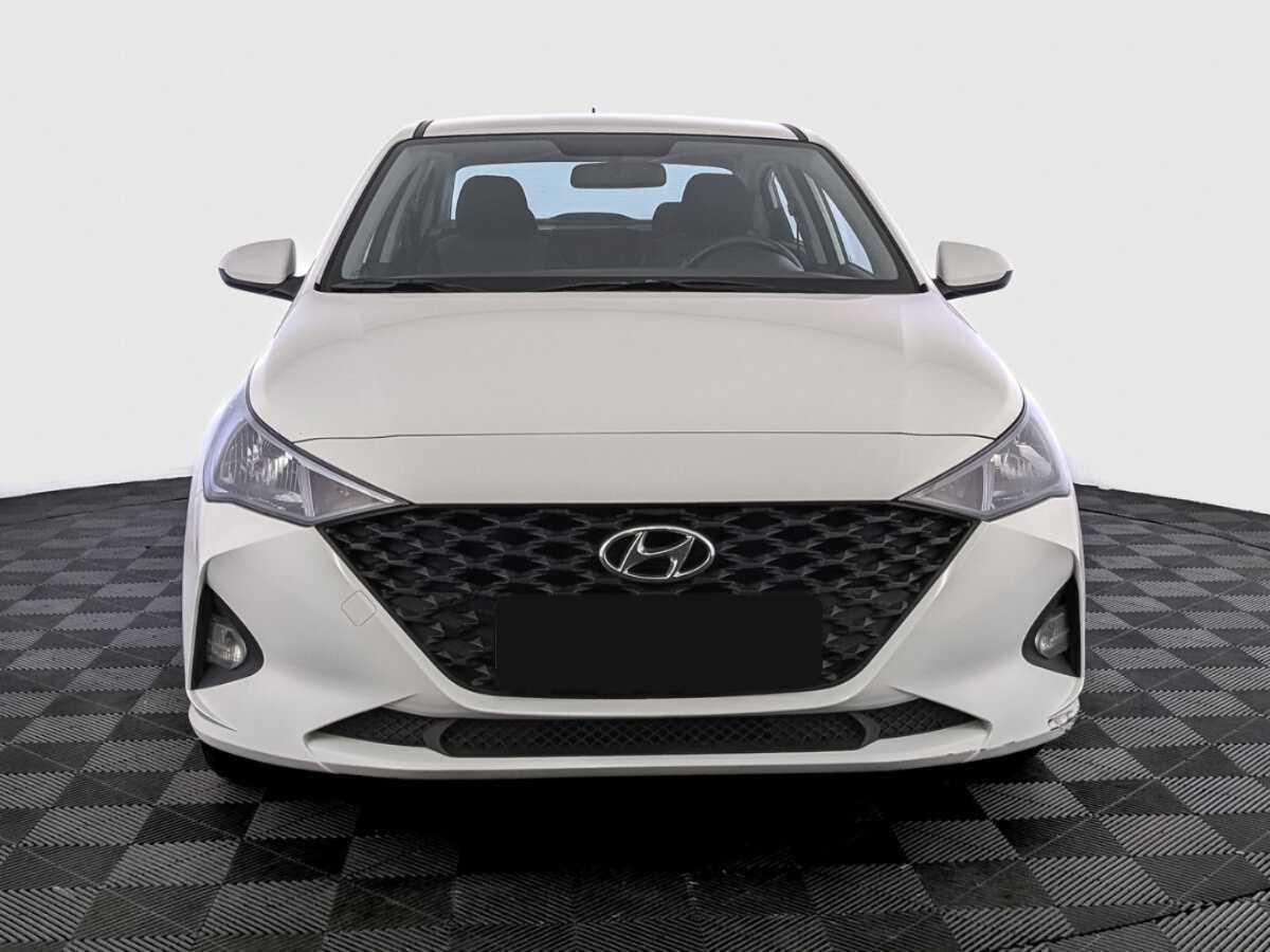 Hyundai Solaris с пробегом — 2021 год. Фото: #1