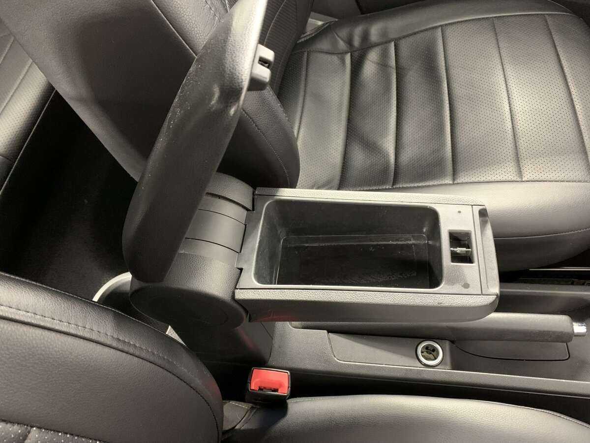 Skoda Rapid с пробегом — 2017 год. Фото: #16